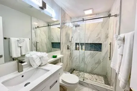 Rainforest Villa 4 Bedroom Poolspa Walk2Disneyland Anaheim Exterior foto